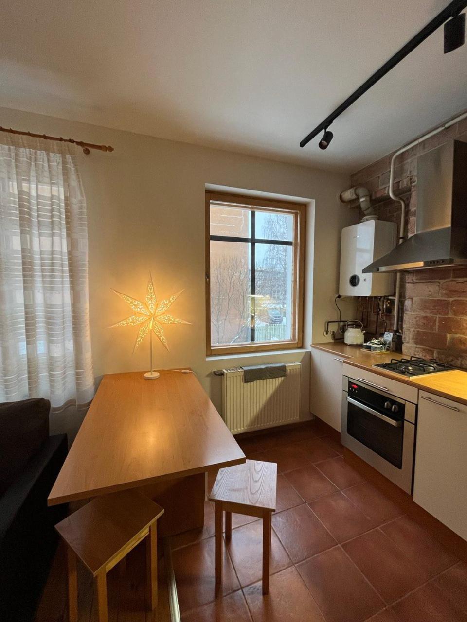 Cozy Flat With Fireplace Dzīvoklis